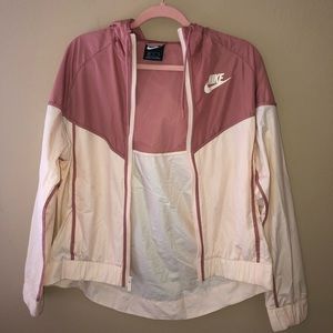 Women’s Nike Windrunner Jacket